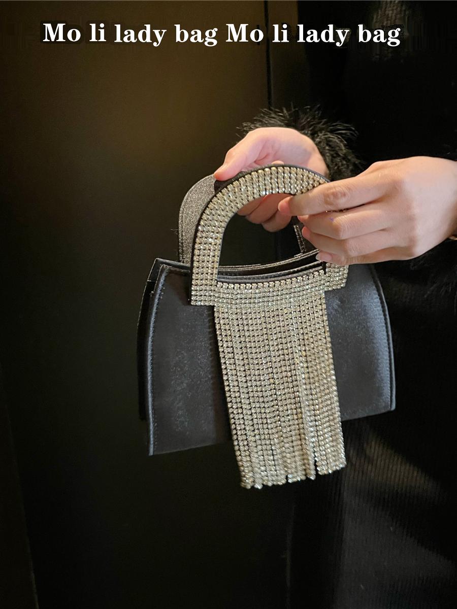 Women'S Evening Bags - Shiny Diamond Design Tassel Silk Handbag